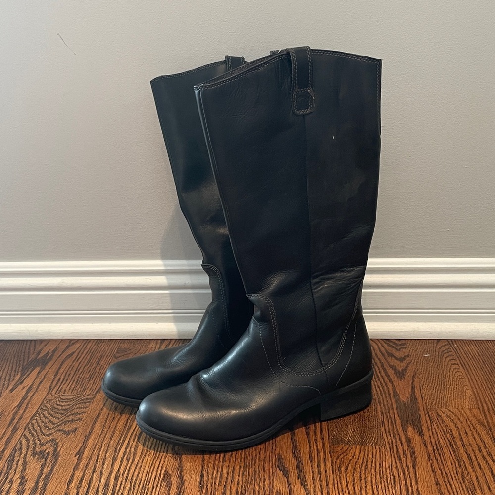 Bogs Black Leather Boots